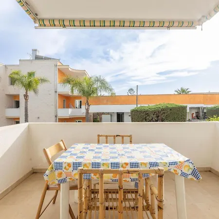 Appartement Living In Baia - *